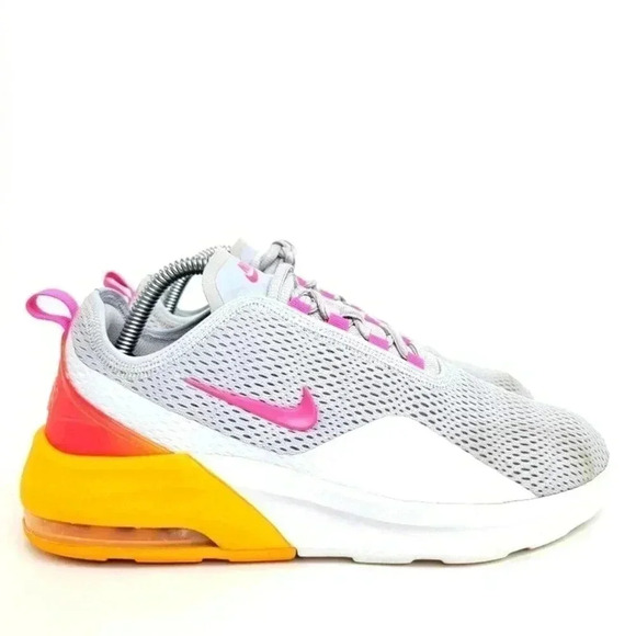 Nike Air Max Motion 2 'Pure Platinum Fuchsia' - 9.5 - Picture 2 of 9
